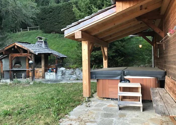 Chalet Velajule *